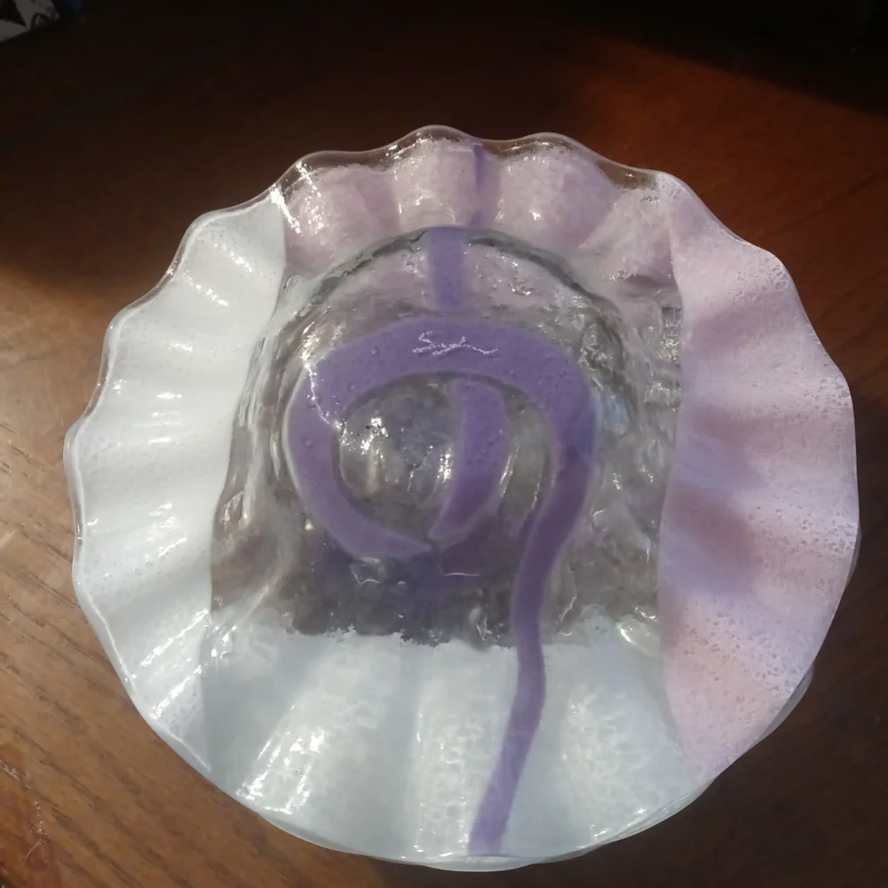 Murano 4 Opalescent Glass Dish 🍎🍒🍓🫐Scalloped Edge  Vintage,Nice Gift. - Picture 15 of 15